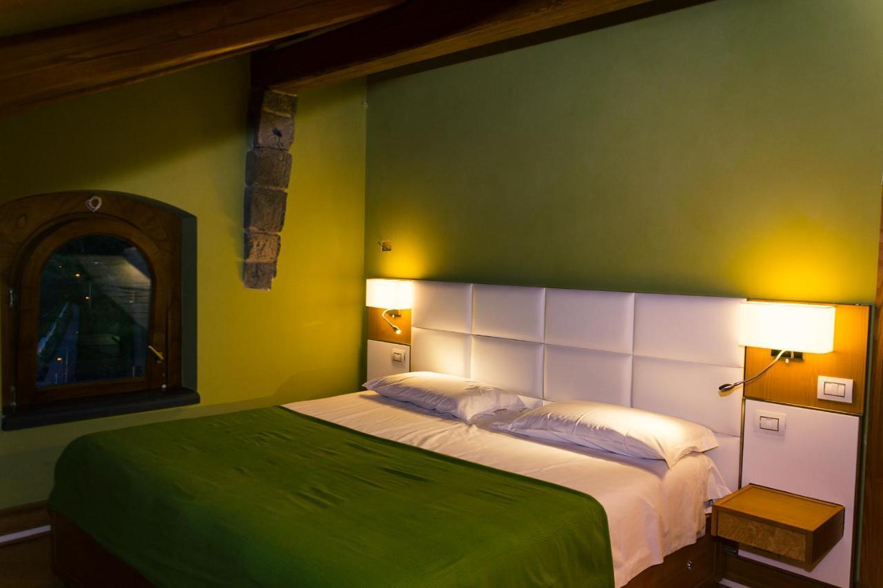 Villa Di Natale Pagani Eksteriør billede